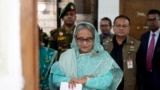 FILE - Perdana Menteri Bangladesh Sheikh Hasina di Dhaka, Bangladesh, 7 Januari 2024. (Altaf Qadri/AP)