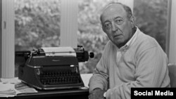 راجر کہن، فائل فوٹو