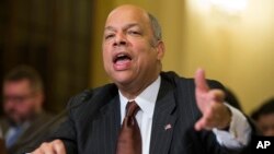 El secretario de Seguridad Nacional Jeh Johnson confía que suspensiones serán temporales y que podrán seguir el curso de los procesos tan pronto ganen la apelación.