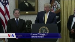 سەرۆک ترامپ دکتۆر ئاثەر لافەر خەڵات دەکات