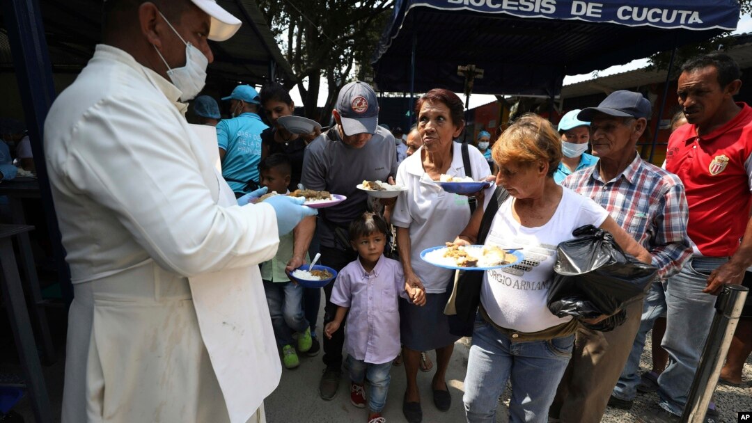 Más de cuatro millones de venezolanos han salido del país desde el 2015, huyendo del hambre, la falta de medicinas y de libertades en la nación sudamericana.
