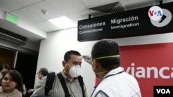 Las autoridades de Salud han informado de 56 personas que se encuentran bajo estrecha vigilancia en el área de cuarentena controlada. Foto DGME El Salvador.