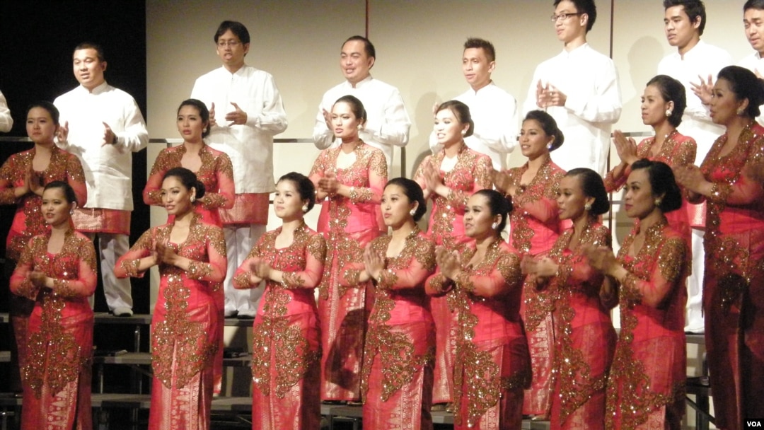Penampilan Batavia Madrigal Singers memukau di Washington,DC (16/5).