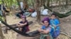 ဖာပွန်မြို့ပေါ် ပစ်ခတ်မှုတွေကြောင့် ဒေသခံတွေ ဘေးလွတ်ရာတိမ်းရှောင်