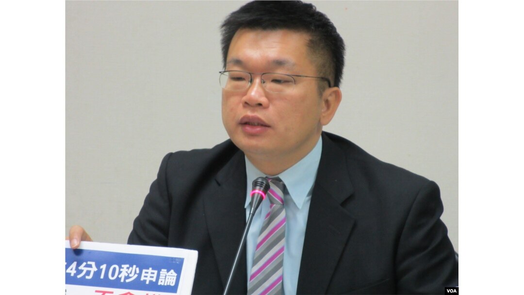 民進黨立委 蔡其昌(美國之音 張永泰拍攝)
