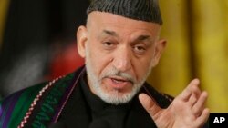 Presiden Afghanistan Hamid Karzai melakukan kunjungan 2 hari di Qatar untuk membahas kemungkinan pembukaan kantor perwakilan Taliban (foto: dok). 