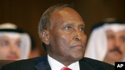 Former Somalia President Abdullahi Yusuf attends a cultural performance at the inauguration of a week-long Saudi cultural exchange in the Yemeni capital Sana'a, February 24, 2009 (file photo).