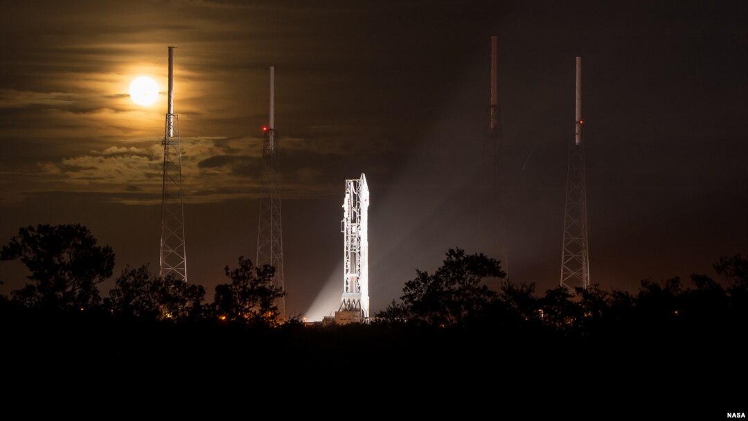 Phi thuyền MAVEN trên bệ phóng tại Mũi Canaveral ở bang Florida. (Ảnh: NASA/Bill Ingalls)