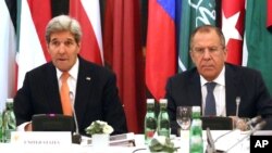 John Kerry,et Sergeï Lavrov à Vienne, le 14 novembre 2015.