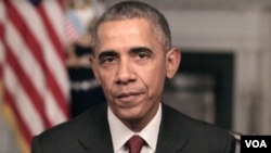 白宫英语视频截图：奥巴马总统敦促美国人展现慷慨（2015年11月26日）