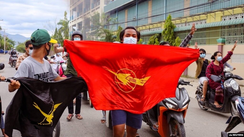 Biểu tình chống quân phiệt ở Mandalay, Myanmar, tháng Bảy, 2021.