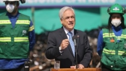Al presidente Sebastián Piñera se le acusa de favorecer la venta de una empresa familiar durante su primer gobierno.