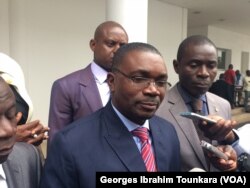 Théodore Gnagna Zadi se dit satisfait des accords conclus avec le gouvernement à Abidjan, en Côte d'Ivoire, le 17 août 2017. (VOA/Georges Ibrahim Tounkara)