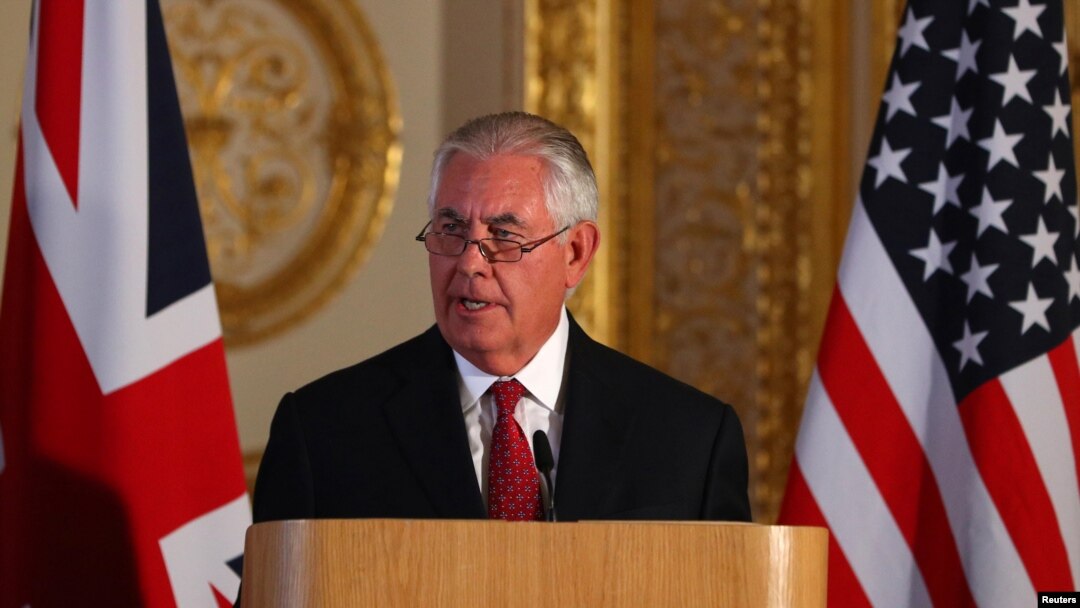 Menteri Luar Negeri AS Rex Tillerson berbicara dalam sebuah konferensi pers di Lancaster House di London, Inggris, 14 September 2017.