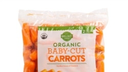 Salah satu contoh produk dari baby carrots. (Foto: Business Wire via AP)