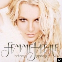 Britney Spears' "Femme Fatale" CD