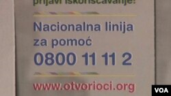 Poster kampanje protiv trgovine ljudima na Kosovu "Otvori oči"