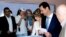 El actual presidente Bashar al Assad y su mujer acudieron a votar.