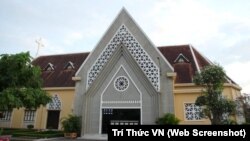 Nhà nguyện tu viện Dòng Mến Thánh Giá Thủ Thiêm.