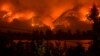 在俄勒冈州哥伦比亚河对岸的鹰溪山火正在施虐。 （2017年9月4日）