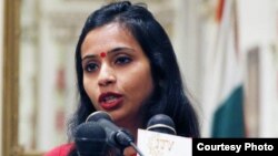 Devyani Khobragade, accusée d'avoir exploité une domestique