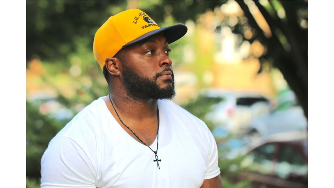 Thamar Davis calls Riley, his girlfriend's child, an "ideal daughter."