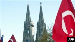 ‘Türkler Almanya’yı Renklendirdi’