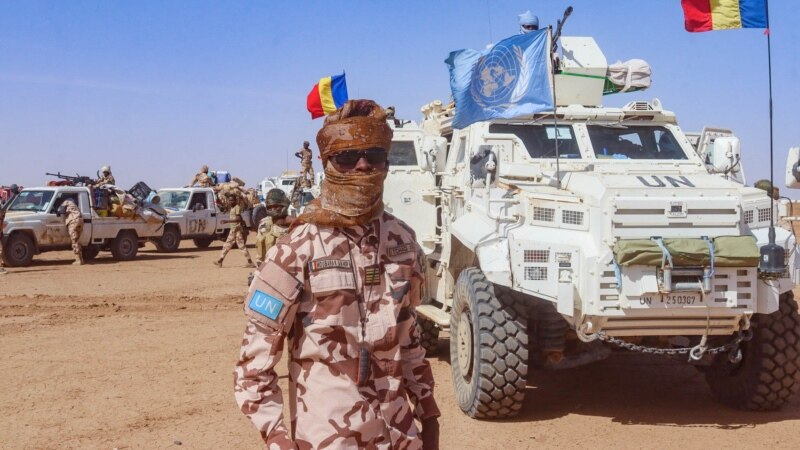Des blindés laissés par l'ONU frappés par l'armée malienne