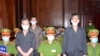 Các thành viên Hội nhà báo Độc lập Việt Nam từ trái sang: Nguyễn Tường Thụy, Lê Hữu Minh Tuấn, và Phạm Chí Dũng tại phiên tòa ngày 5/1/2021. 