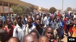 Une manifestation à Lilongwe, Malawi, 14 septembre. (L. Masina/VOA). 