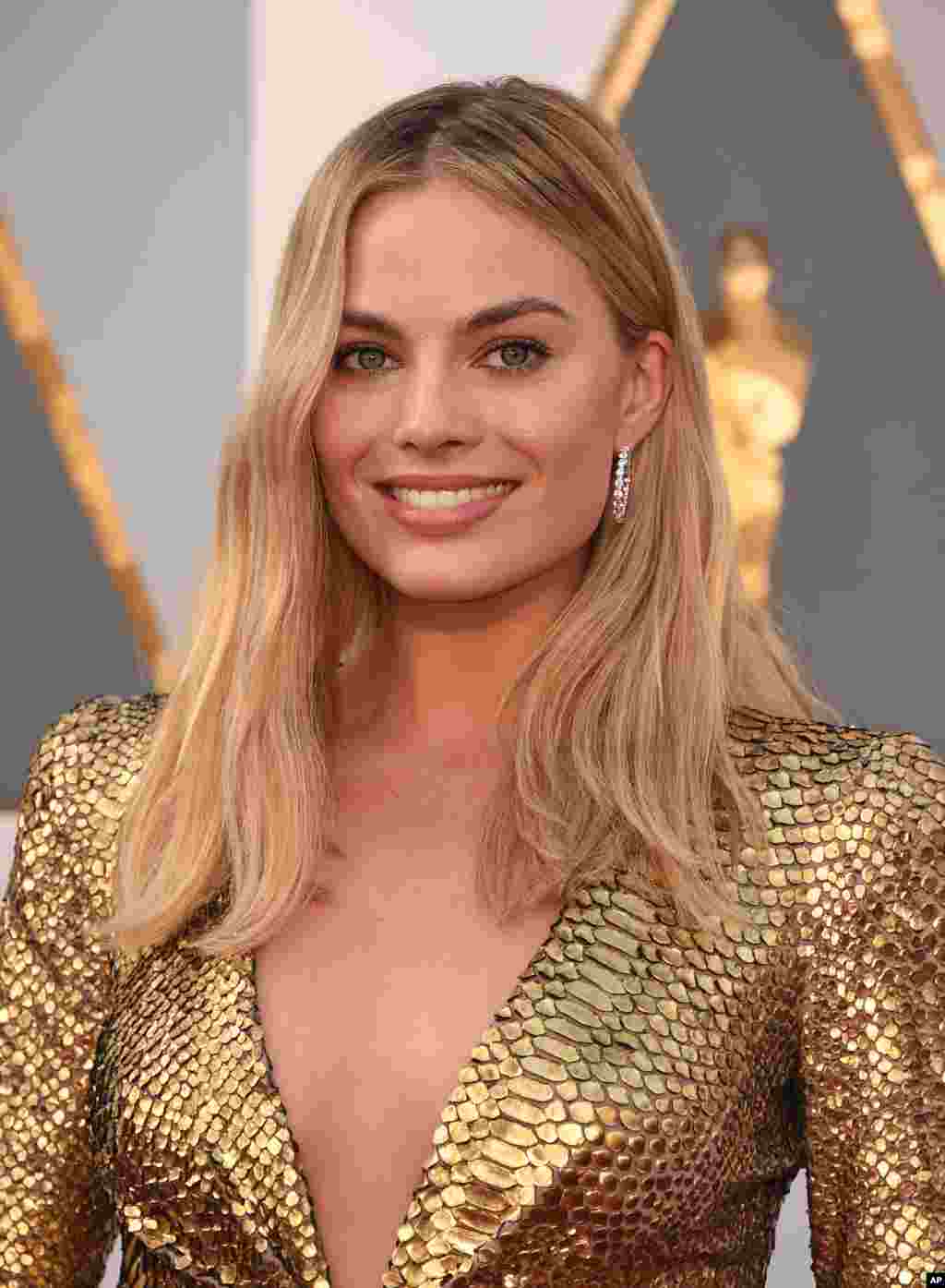 مارگوت روببی (Margot Robbie )، بازیگر