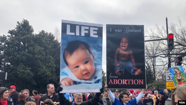 Protestat kunder abortit