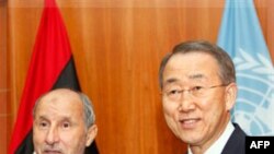 Tổng thư ký Liên hiệp quốc Ban Ki-moon và Chủ tịch NTC của Libya tại cuộc hội đàm ở Tripoli