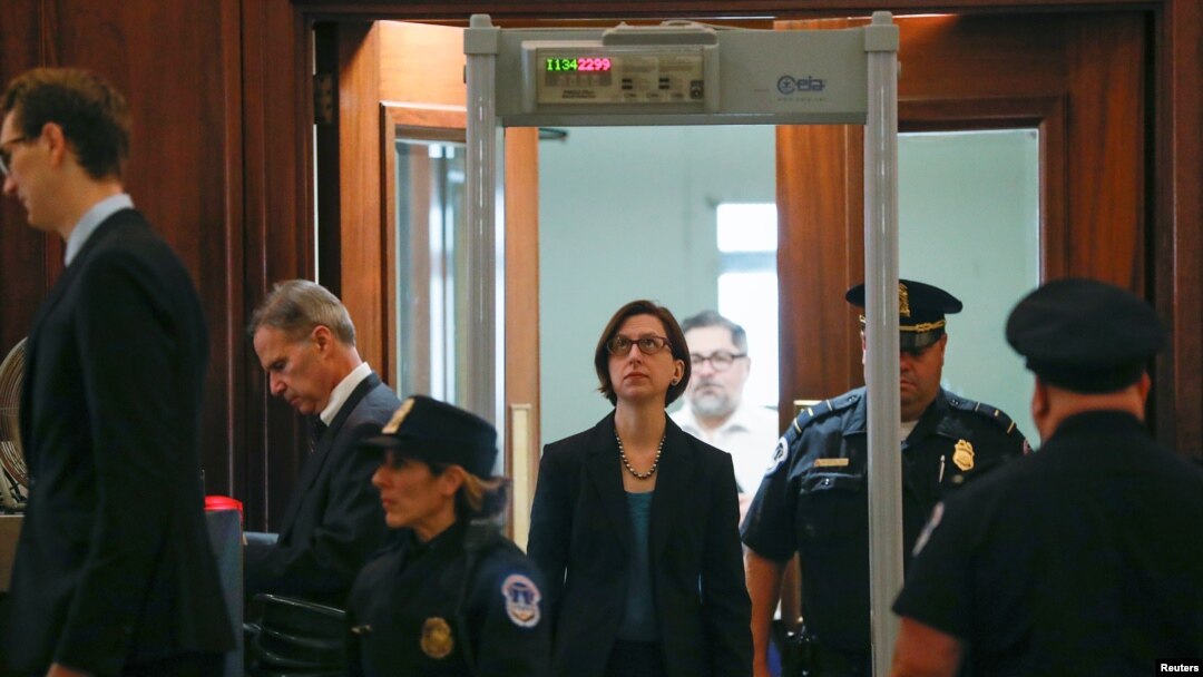 Laura Cooper ni we muyobozi mukuru muri ministeri y'ingabo ushinzwe ibibazo bya Ukraine n'Uburusiya