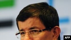 Əhməd Davutoğlu:NATO təhlükəsizlik bərpa olana qədər Liviyada əməliyyatları davam etdirəcək