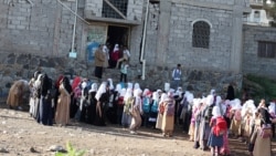 Quiz - Yemeni Teacher Opens Home to 700 Students