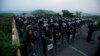 Cảnh sát Mexico được triển khai để ngăn chặn đoàn di dân hôm 27/10 ở bang Chiapas. 