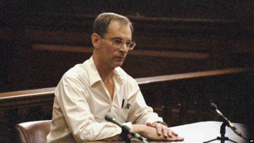 "Subway vigilante" Bernhard Goetz was acquitted of attempted murder and first-degree assault, but convicted on a weapons charge. He served eight months in jail.
