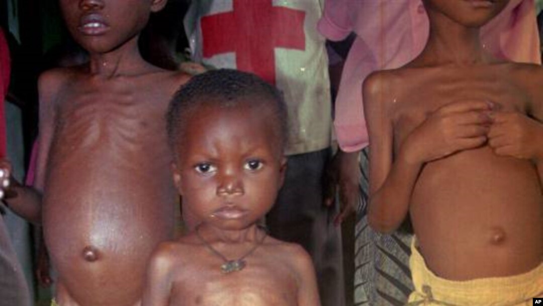Karena kemiskinan, banyak anak-anak Liberia yang memilih menjadi penambang intan dibandingkan terus duduk di bangku sekolah (foto:dok) 