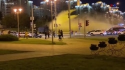 Հազարավոր մարդիկ դուրս են եկել Մինսկի փողոցներ, Լուկաշենկոյի հապճեպ երդմնակալությունից հետո