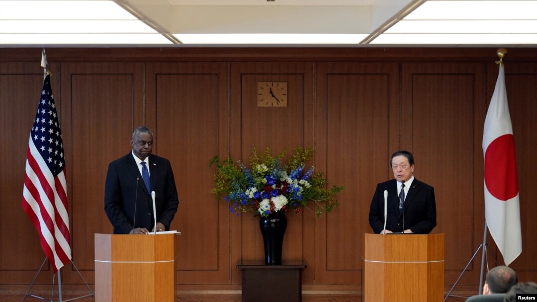 Sekretar za odbranu Lojd Ostin i ministar odbrane Japana Jasukazu Hamada, Tokijo, Japan. 1. jun, 2023. (Foto: AP/ Franck Robichon)