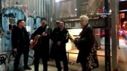 U2 ռոք խումբը անակնկալ համերգ էր կազմակերպել Նյու Յորքի փողոցներից մեկում