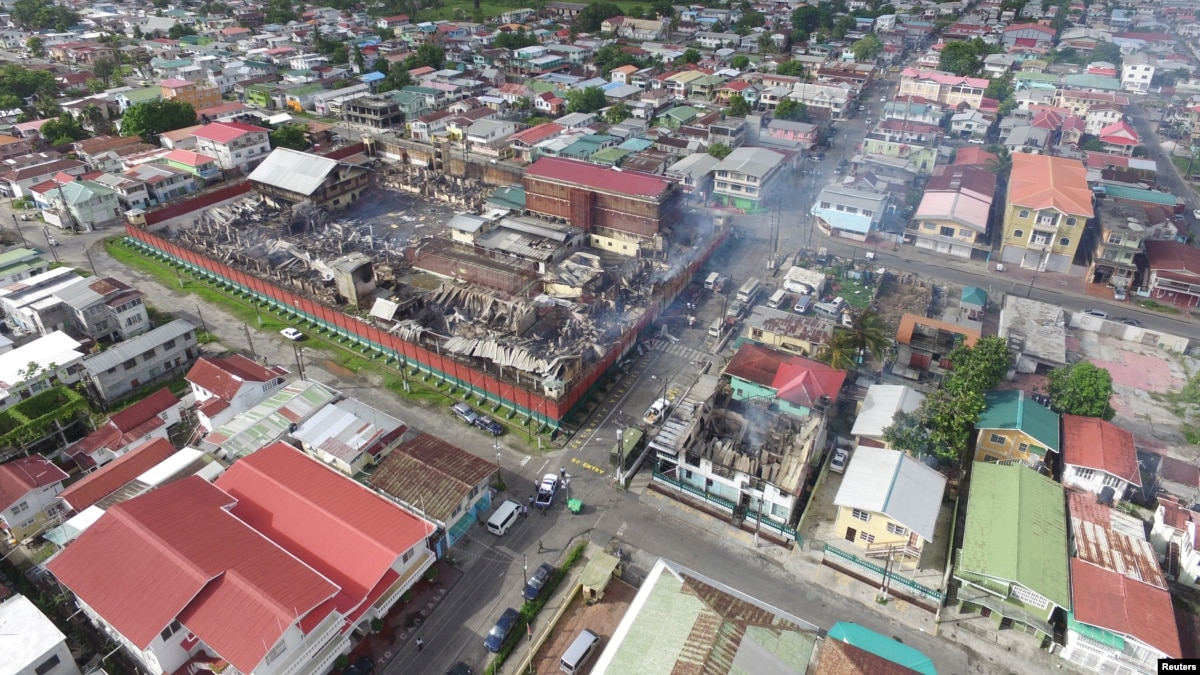 13 Prisoners Dig Tunnel to Escape Guyana Jail