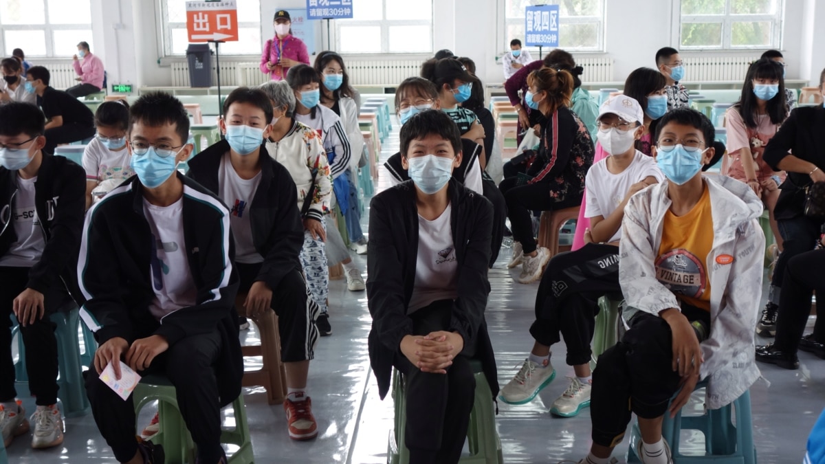 中国新冠疫情持续扩大，确诊病例创一月低以来新高
