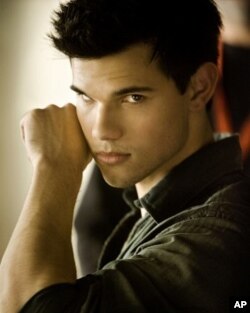 Taylor Lautner in The Twilight Saga: Breaking Dawn - Part 1