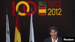 Nadal recibió la semana pasada oficialmente la tarea de ser el abanderado de España en las Olimpiadas, y ahora tendrá que rechazarlo.