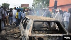 Ledakan bom menarget pasar umum di Maiduguri, 1 Juli 2014 (foto: dok). Dua pembom bunuh diri kembali menarget pasar di ibukota negara bagian Borno ini, Selasa pagi (25/11).