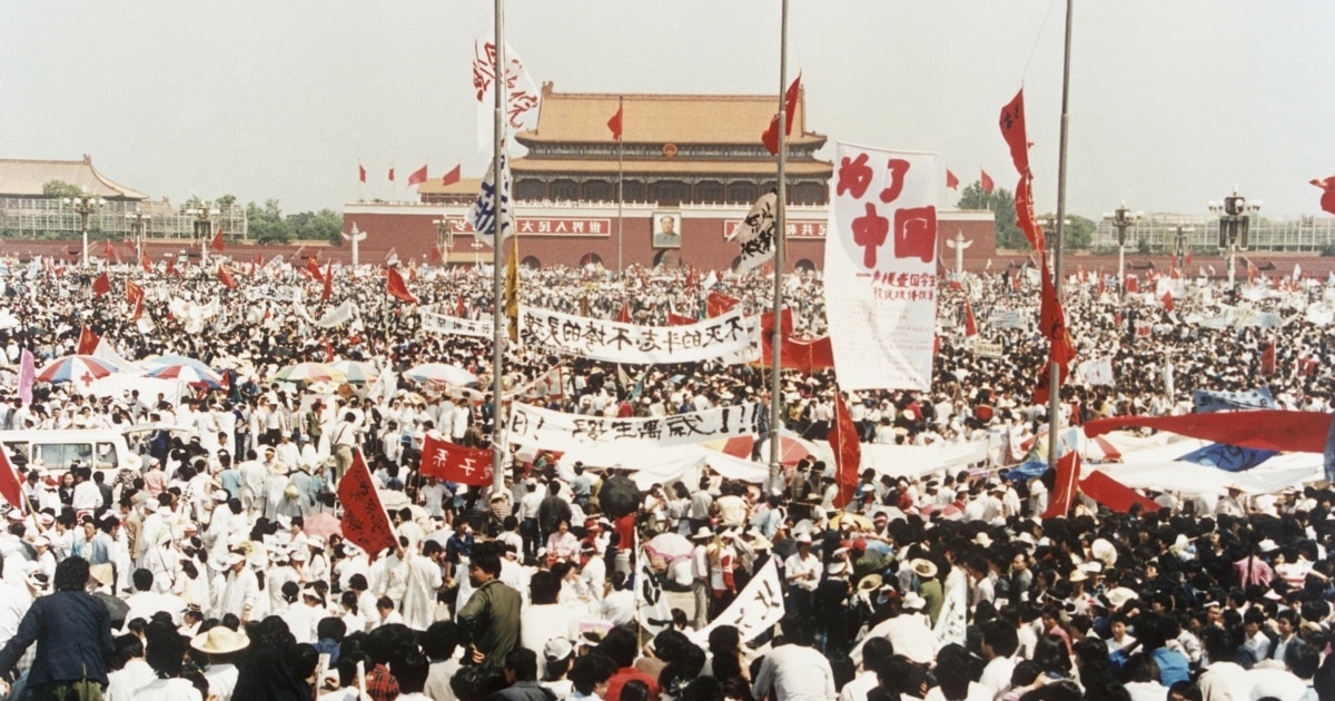 国事光析:八九“动乱”到六四“风波”的中共变脸术