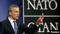 Generalni sekretar NATO-a Jens Stoltenberg govori na konferenciji za novinare u Briselu, 14. februar 2017.