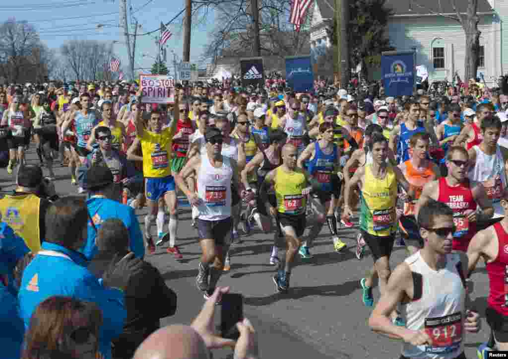 منتظمین کے مطابق اس سال دوڑ میں شرکت کے لیے ریکارڈ 36 ہزار افراد نے خود کو رجسٹر کرایا تھا۔